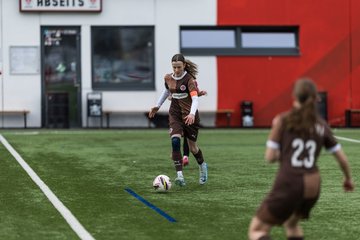 Bild 81 - wBJ FC St. Pauli - Walddoerfer SV : Ergebnis: 3:4
